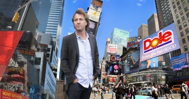 Fredrik Gertten - Banány na pokračování