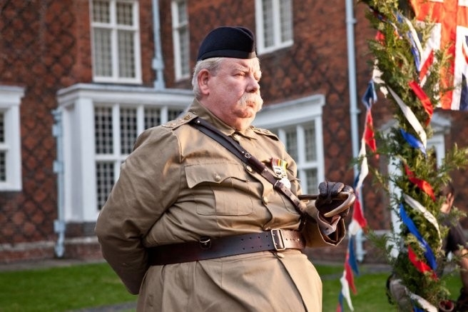 Richard Griffiths - Private Peaceful