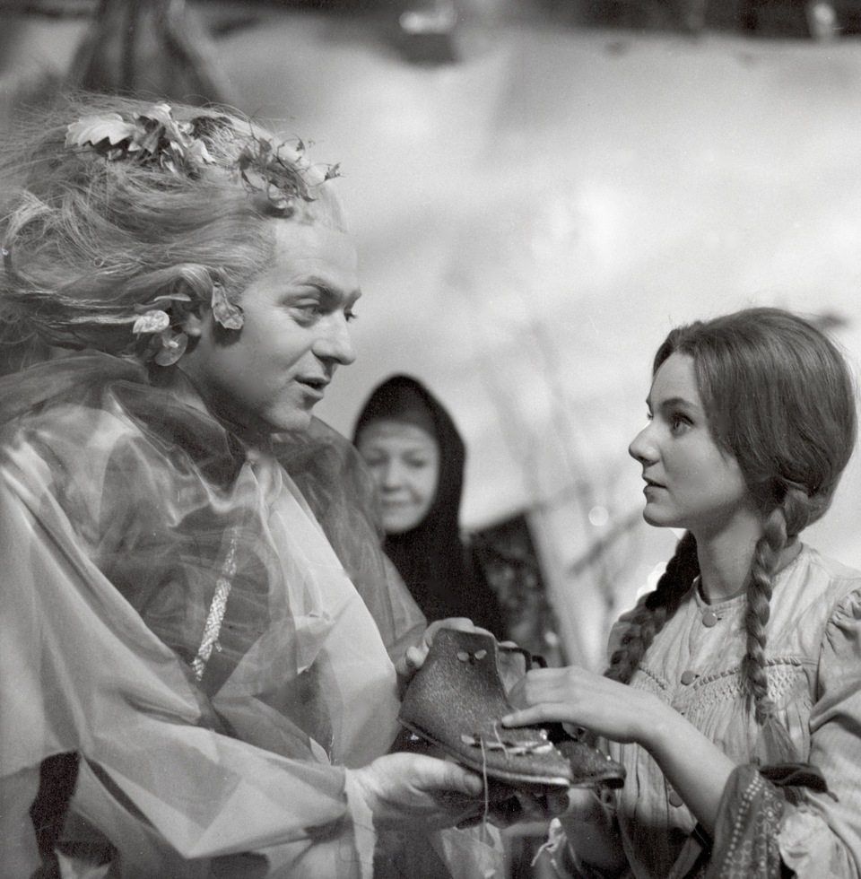 The best czech fairy tales from year 1968 online