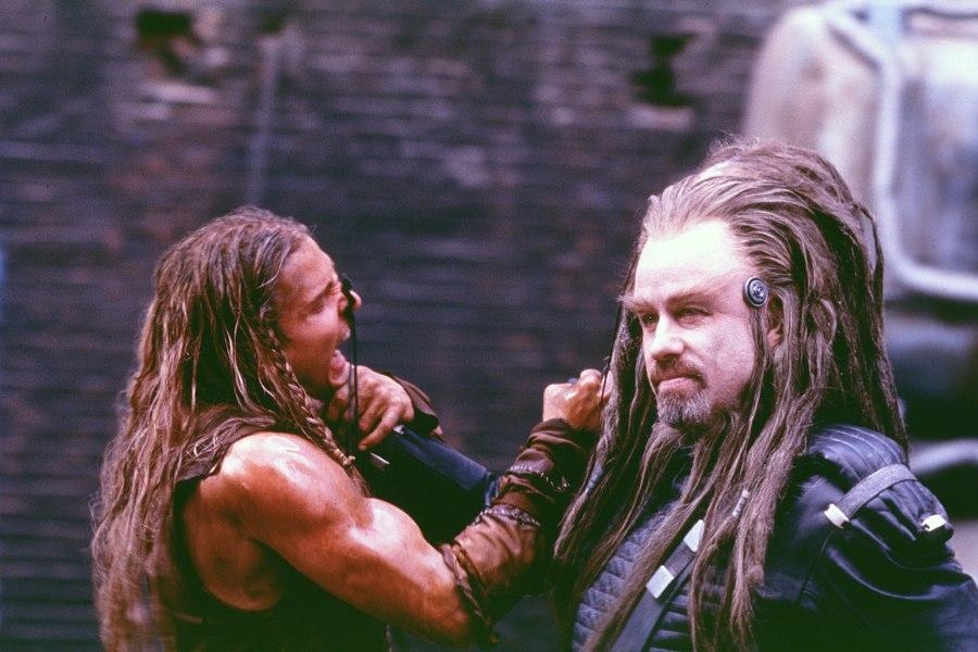 Film Bojiště Země: Sága roku 3000