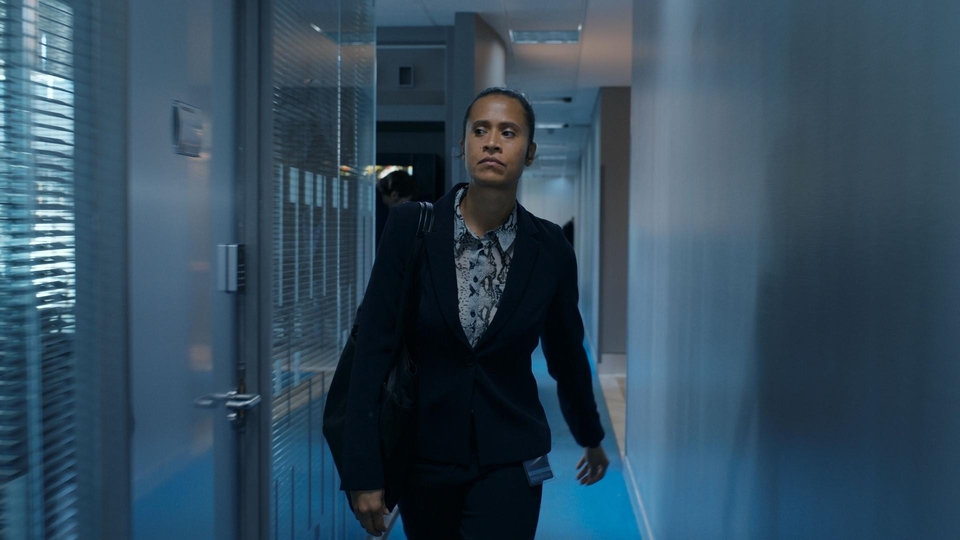 Angel Coulby - W cieniu podejrzeń