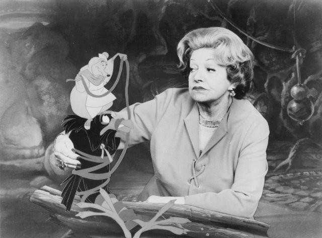 Hermione Baddeley - Dzielna pani Brisby