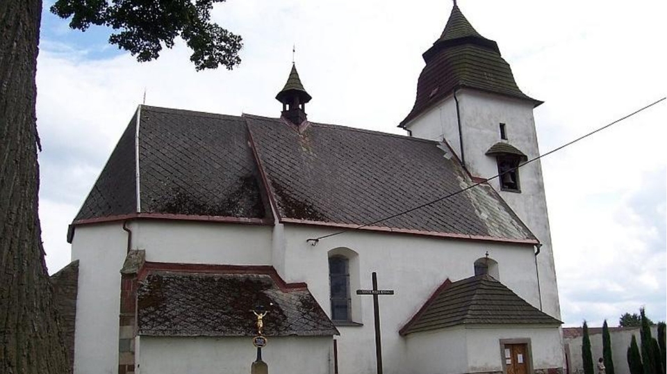Mše svatá z kostela Nanebevzetí Panny Marie v Číhošti