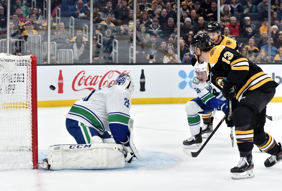 Vancouver Canucks - Boston Bruins