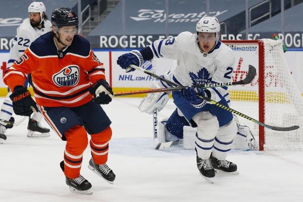 NHL: Toronto Maple Leafs - Edmonton Oilers
