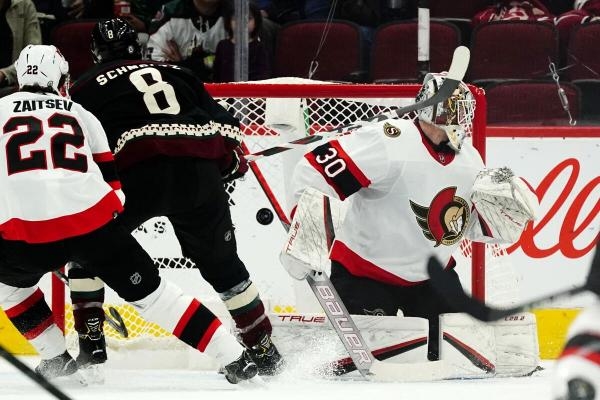 NHL: Ottawa Senators - Arizona Coyotes