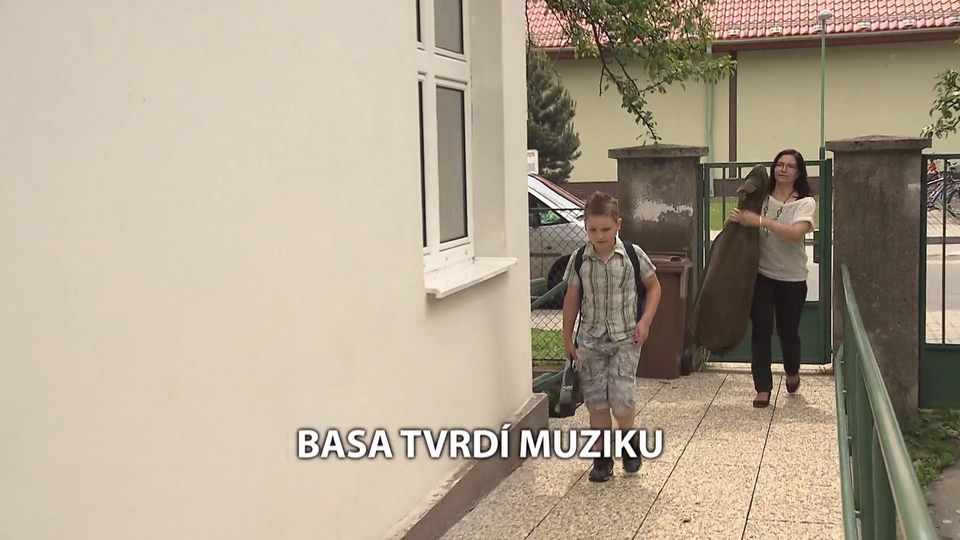 Documentary Basa tvrdí muziku
