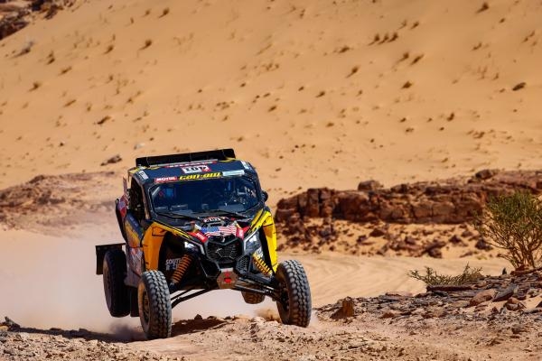 Motorismus: South Racing Service na Dakaru
