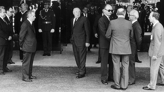 Документ Zbohom, súdruhovia