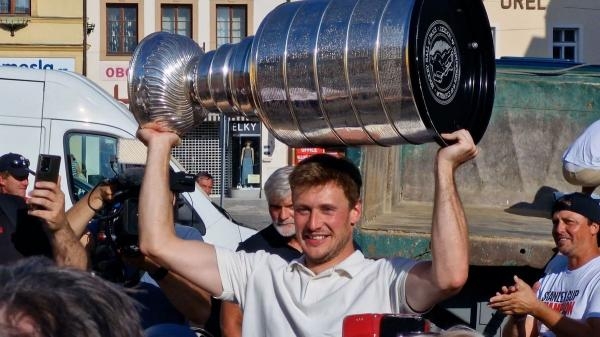 Stanley Cup v Česku - Vítek Vaněček