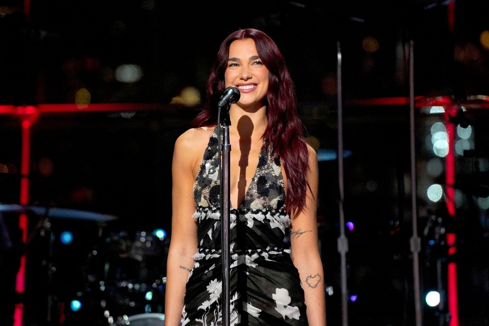 DUA LIPA WEEK: TOP 3 TIPY