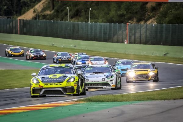 GT4 European Series 2025: Barcelona