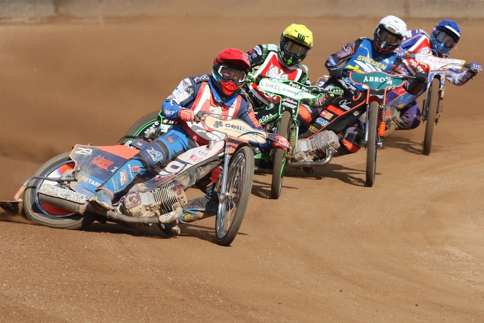 Motorismus: 75. Zlatá přilba