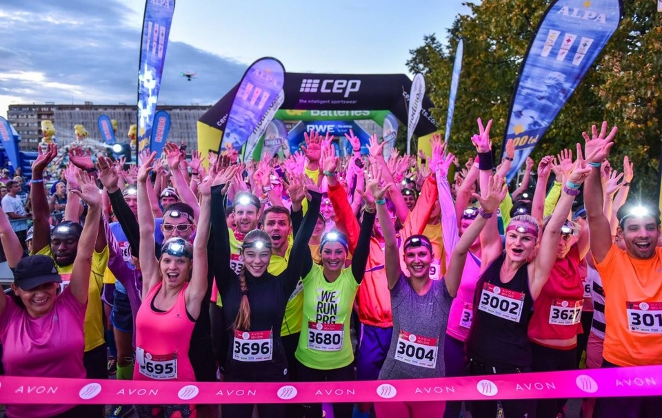 NN NIGHT RUN A&nbsp;AVON BĚH: OLOMOUC