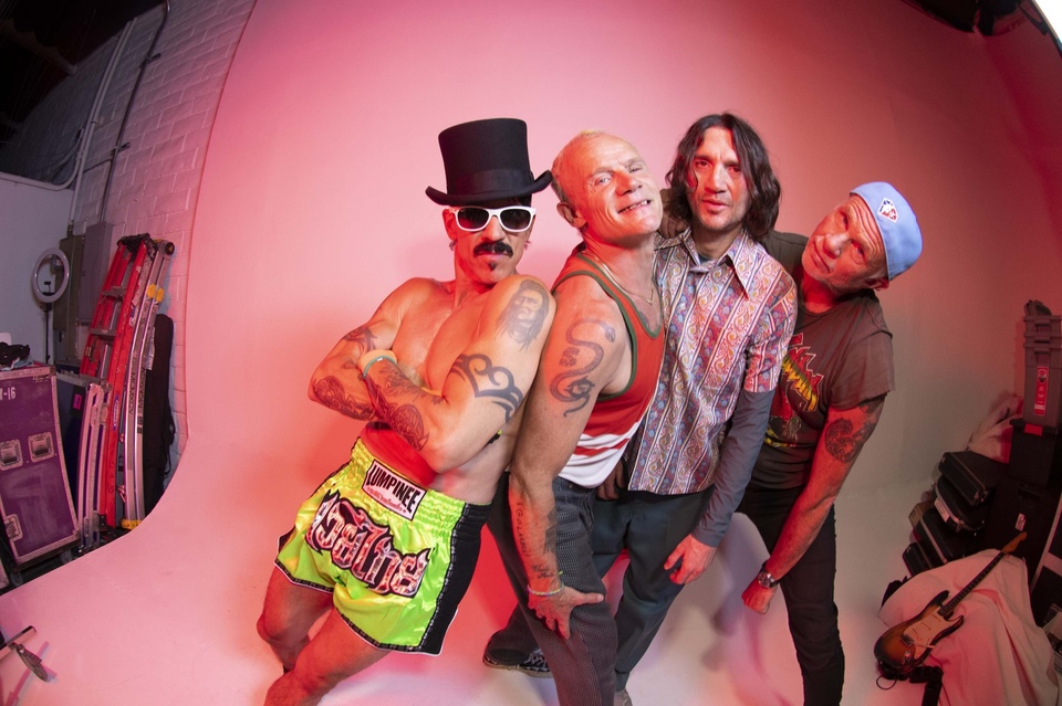 Dokument RED HOT CHILI PEPPERS: ROCK LEGENDS
