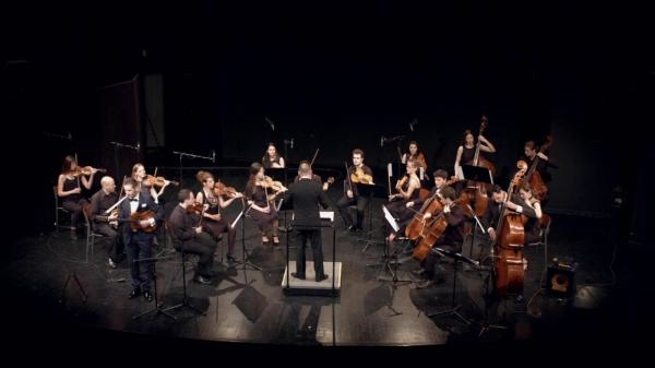 Vrijeme je za jazz: Stories On a Summer's Day, Elliot Mason i Jazz orkestar HRT-a