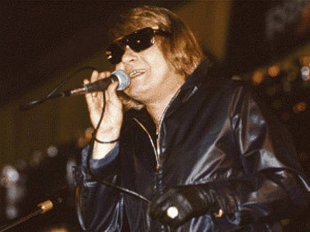 Documentary Nesmrtelný život a smrt Mikiho Volka - rokenrolového krále