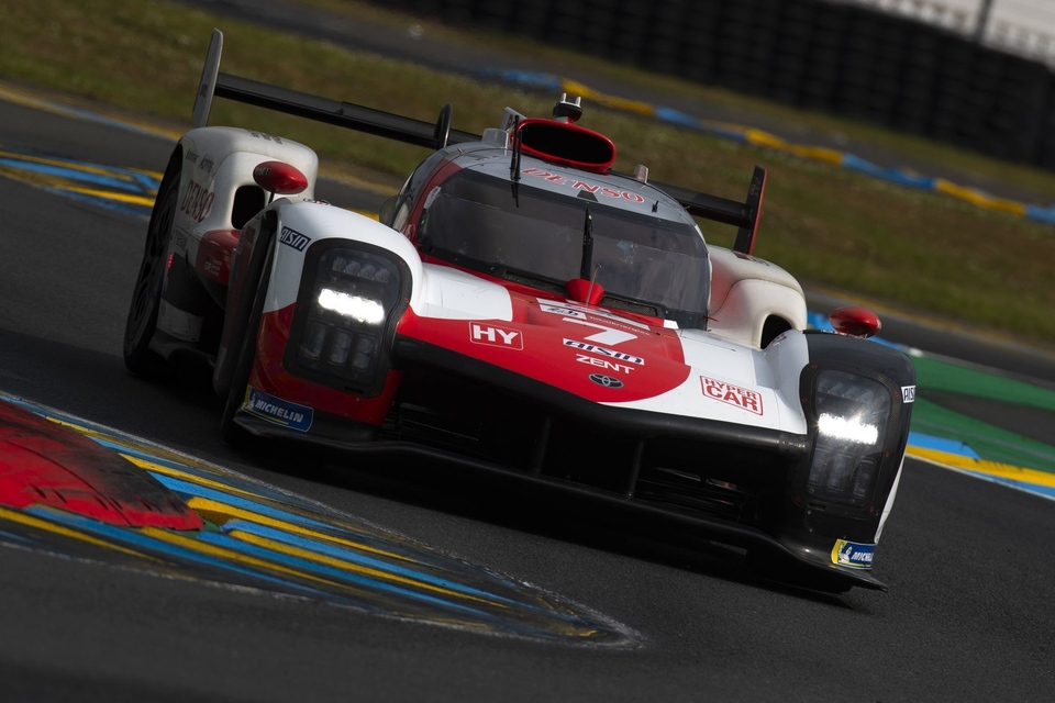 Motorizmus -  FIA WEC 2025 - 1812 km Katar