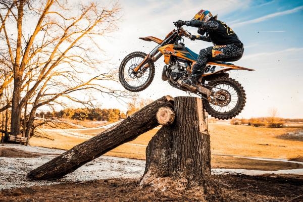 Moto Maverick