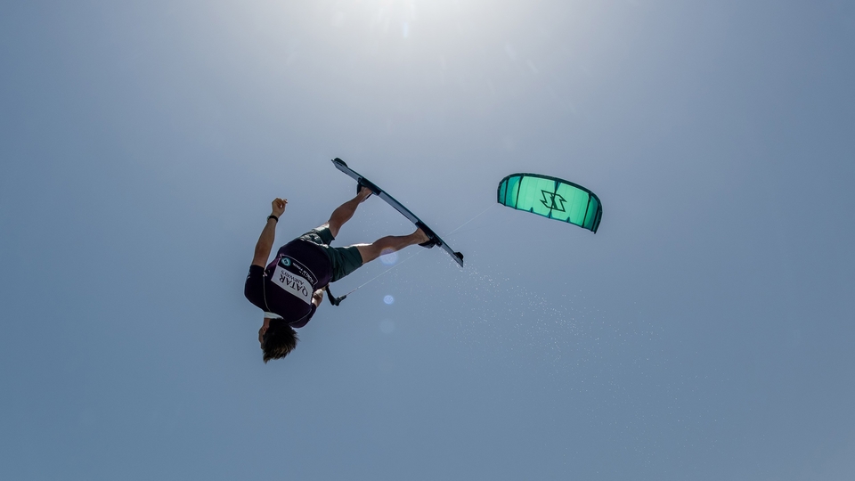Dokument Qatar Airways GKA Freestyle-Kite World