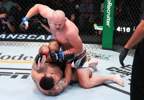 UFC Fight Night: Lewis – Spivak