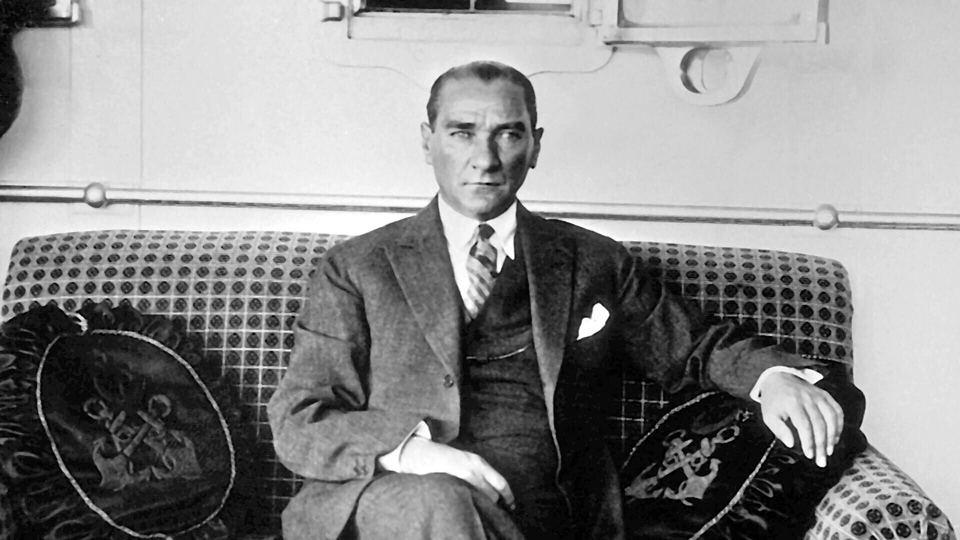 Dokument Atatürk, pere de la Turquie moderne