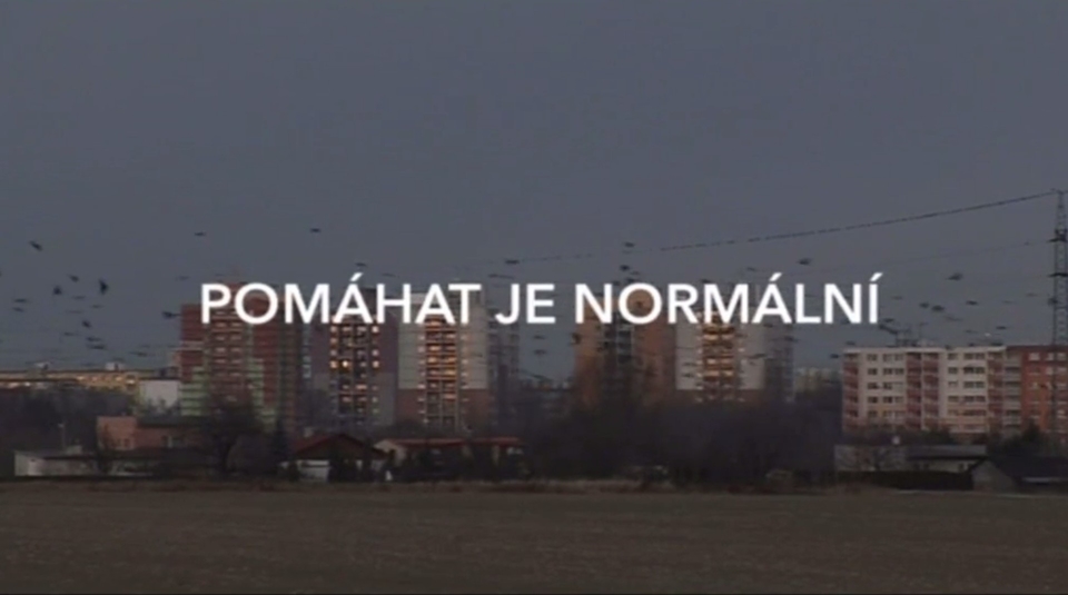 Documentary Pomáhat je normální