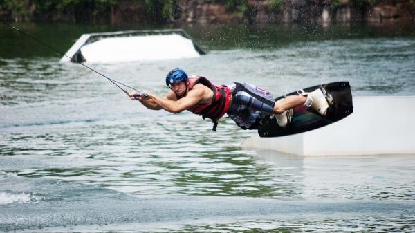 Nomads - Wakeboarding