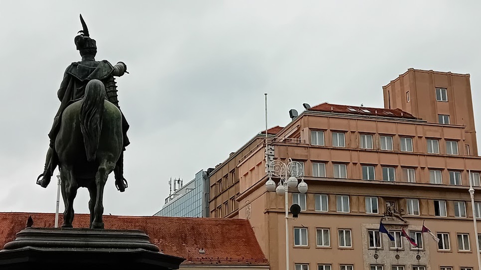 Dokumentarci Pogled iz zraka: Zagrebački trgovi
