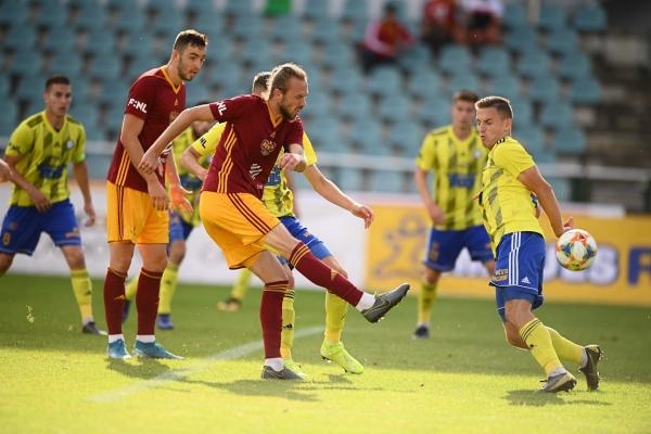 Fotbal: FK Dukla Praha - FK Varnsdorf