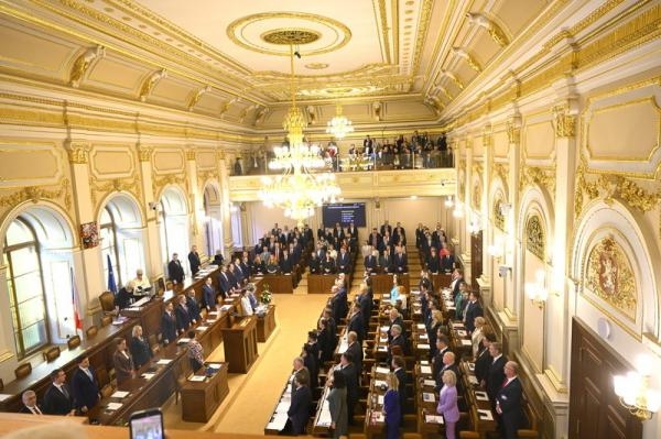 Speciál: Hlasování o důvěře vládě