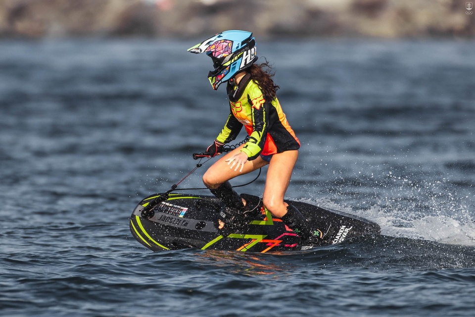 MotoSurf World Championship online