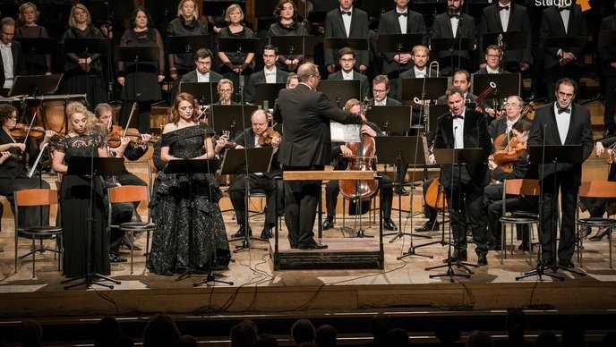 Wiener Concert - Verein i Zbor HRT-a, dirigent Tonči Bilić - V. Lisinski 06.12.2016.