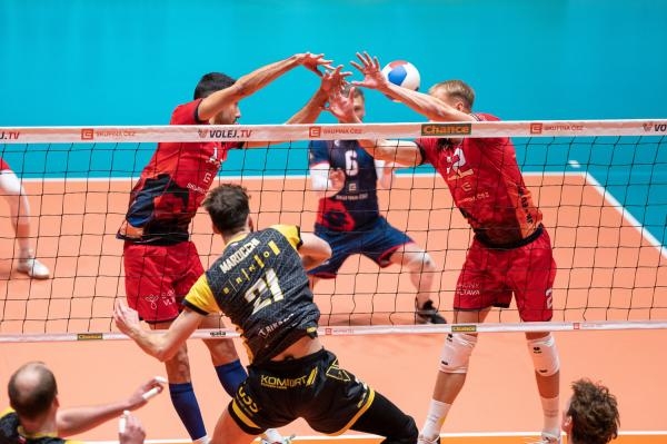 ČEZ Extraliga muži - 1. semifinále