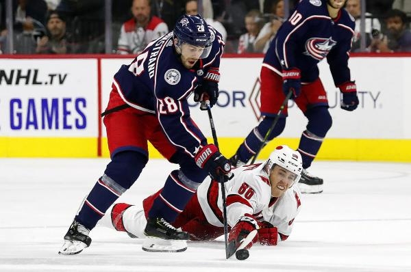 Carolina Hurricanes - Columbus Blue Jackets