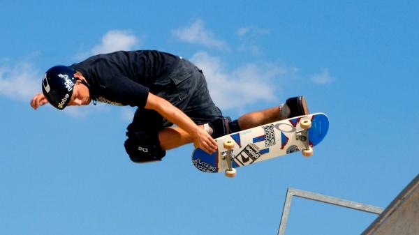 Skateboarding: Skateboarding