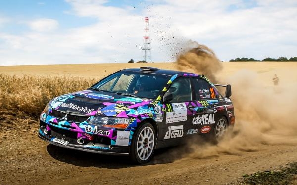 Motorismus: Za oponou rally Hustopeče