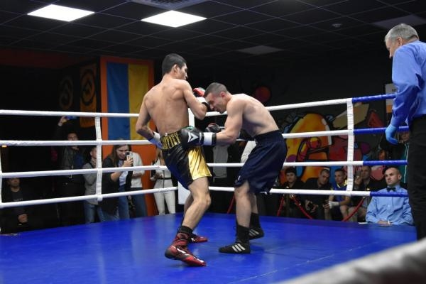 Благодійний вечір професійного боксу. Одеса