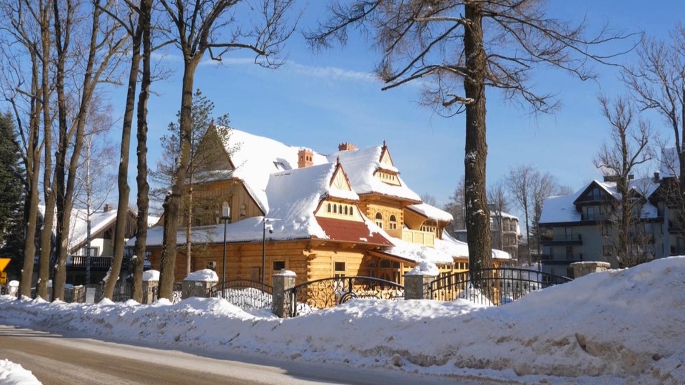 Dokument Czerwony Dwór