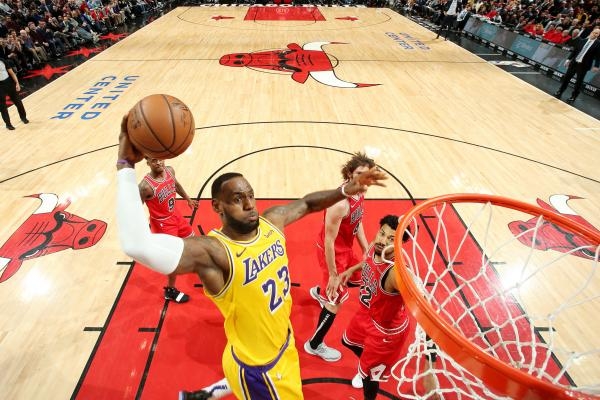 Chicago Bulls - Los Angeles Lakers