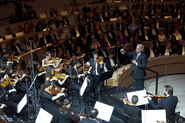 Barenboim diriguje Mozarta