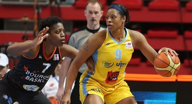 Basketbal: ZVVZ USK Praha - Tango Bourges Basket