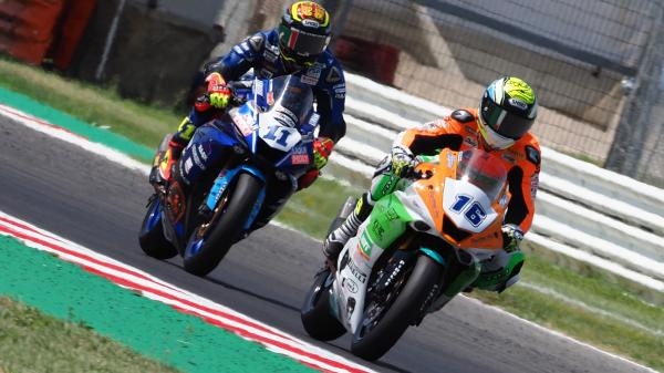 Motorky: WSBK v Assenu