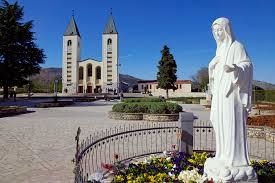 Sveta Misa i klanjanje: Međugorje