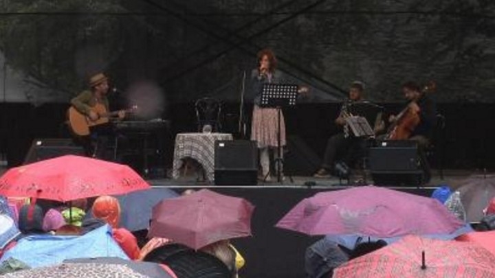 Szidi Tobias & band