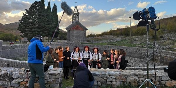 Harmonija disonance (2. dio), pučka i predajna kultura