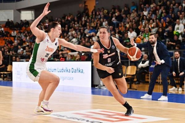 Basketbal: Perfumerias Avenida - Žabiny Brno