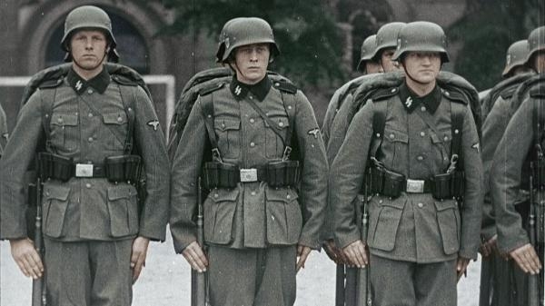 Uvnitř SS