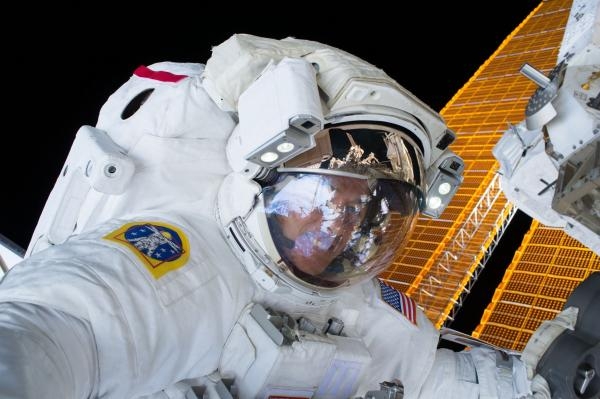 Astronauti: nesmírná práce vesmírná