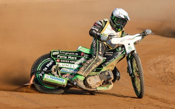 Motorismus: 74. Zlatá přilba